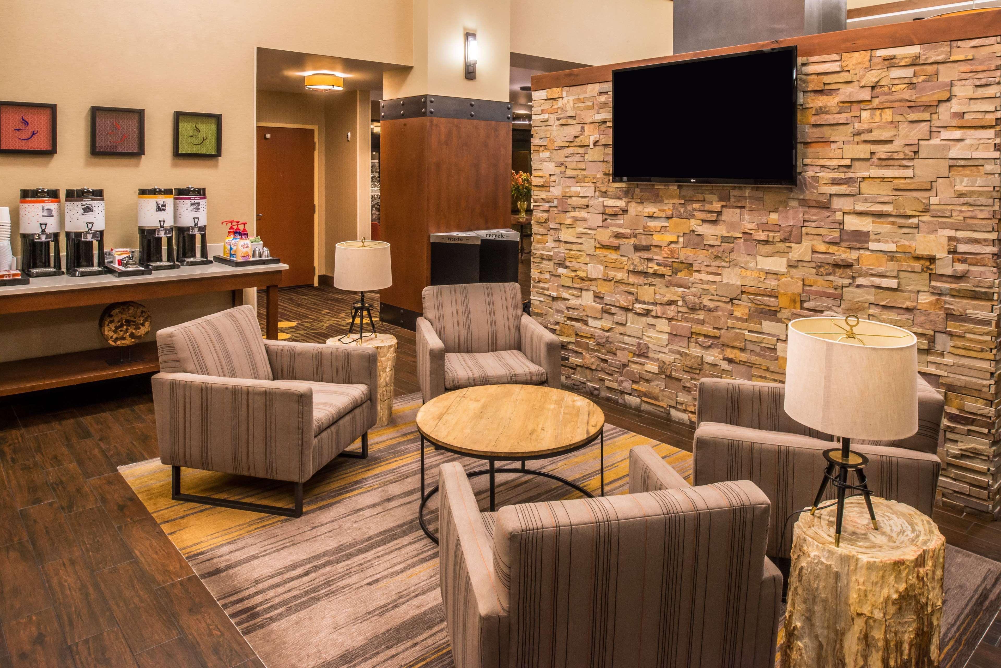 Hampton Inn & Suites Boulder North Екстер'єр фото