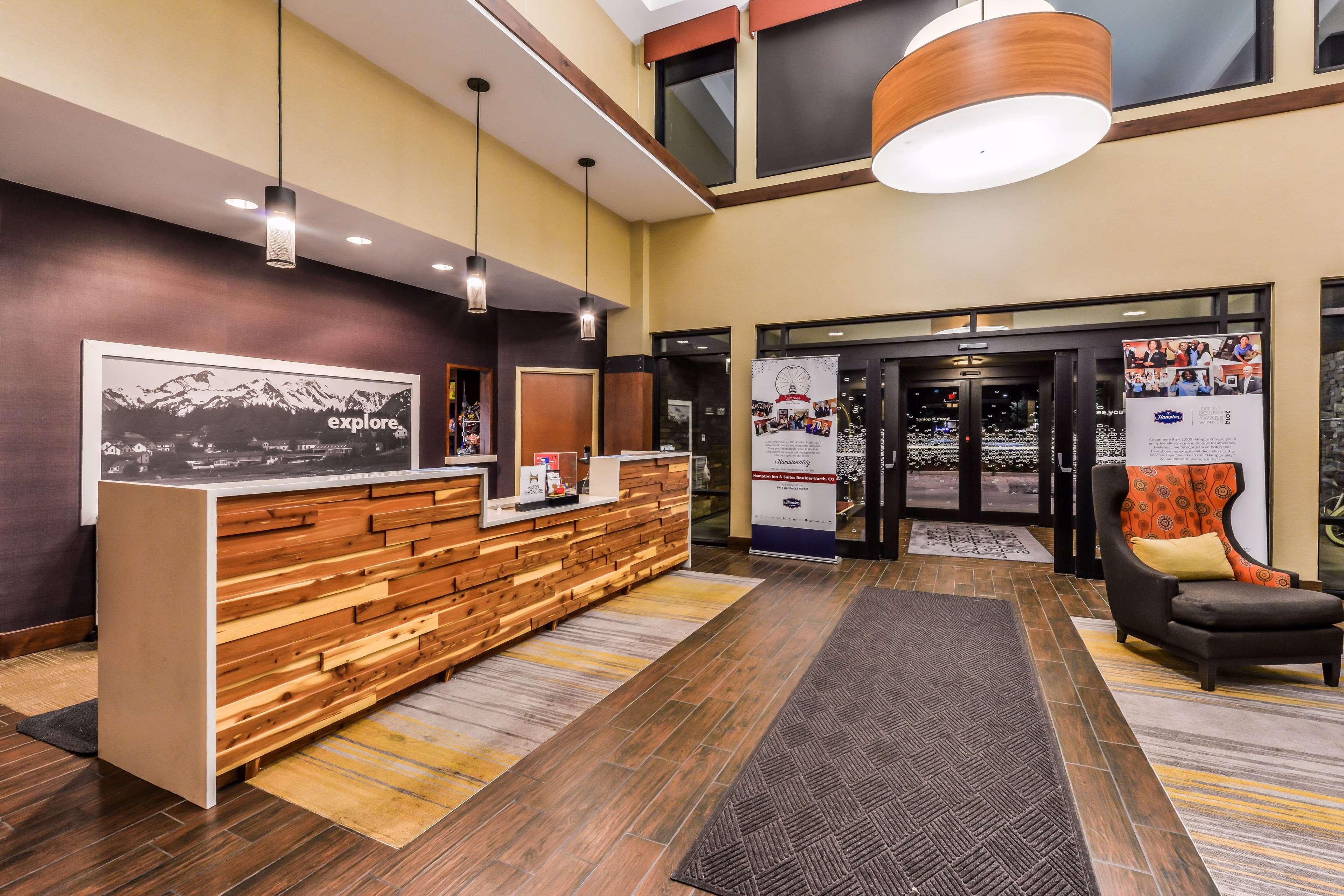 Hampton Inn & Suites Boulder North Екстер'єр фото
