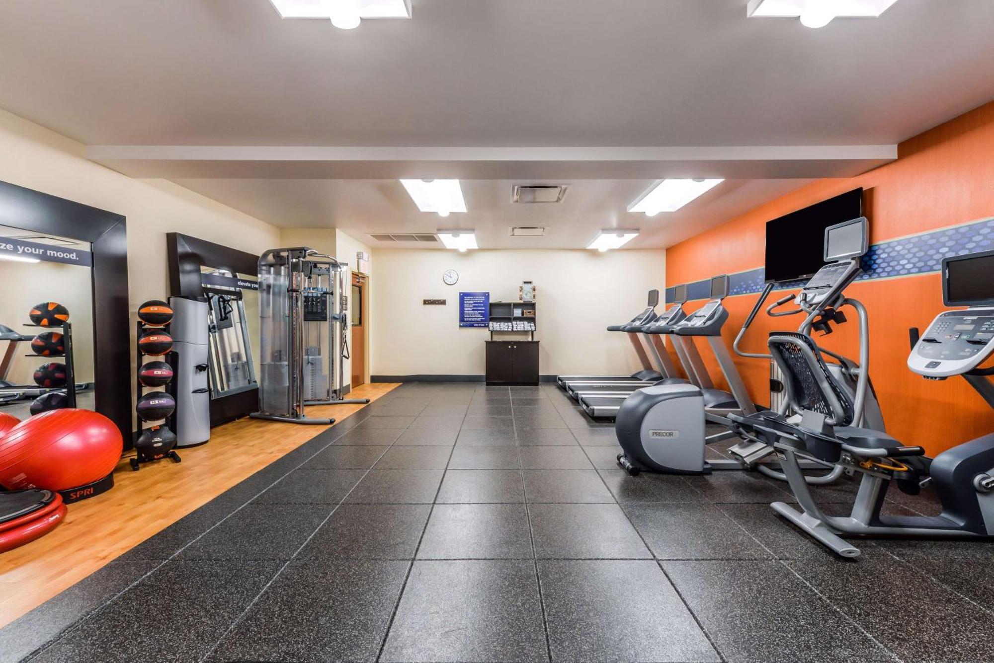 Hampton Inn & Suites Boulder North Екстер'єр фото