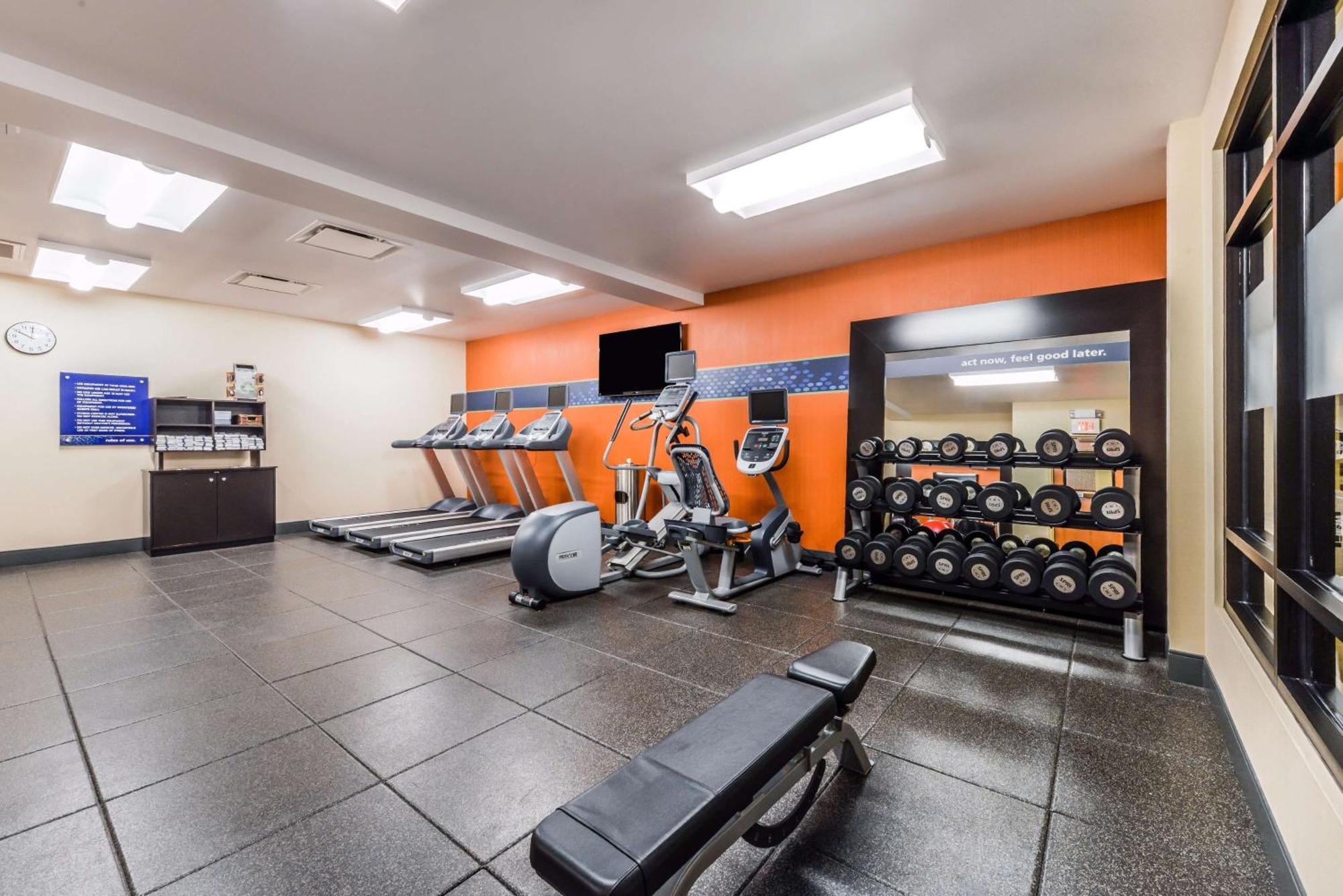 Hampton Inn & Suites Boulder North Екстер'єр фото