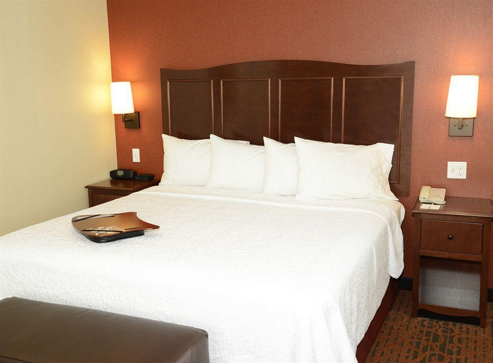Hampton Inn & Suites Boulder North Екстер'єр фото